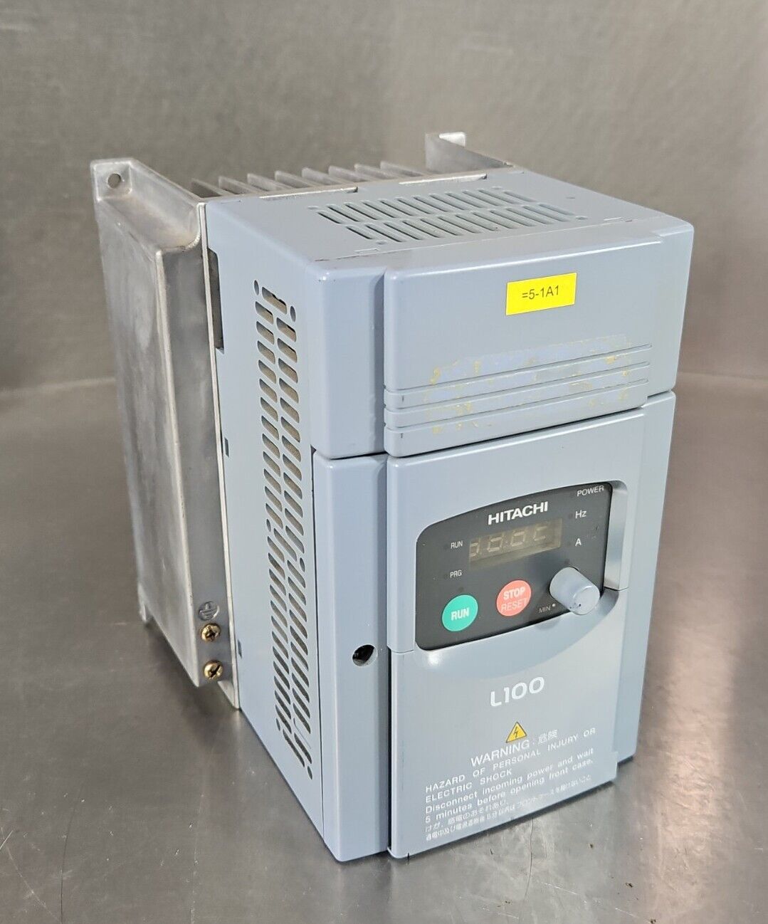 Hitachi L100-030HFE 4HP 3.0KW. INVERTER.                    1E-5