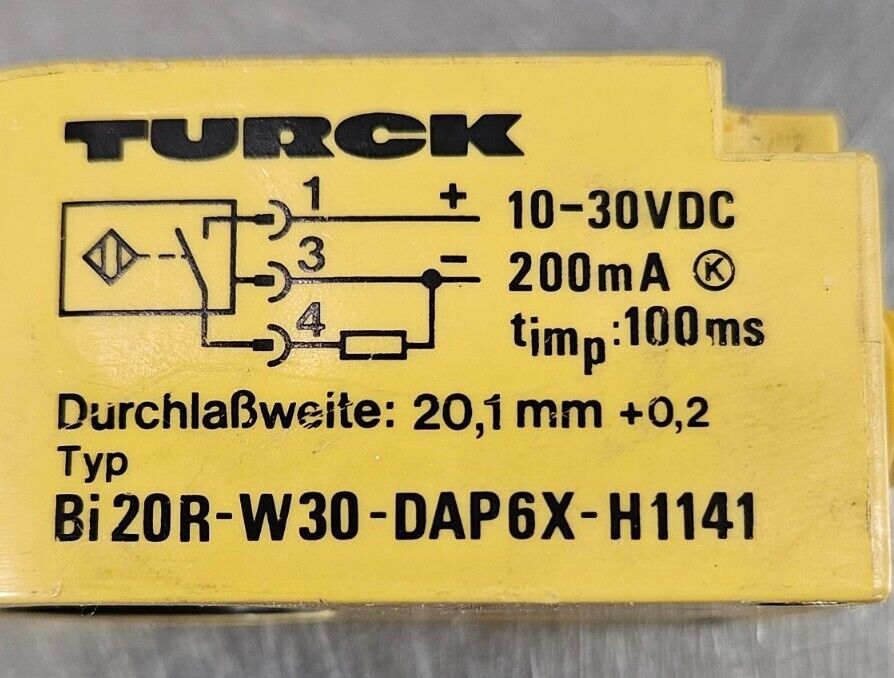 Turck BI20R-W30-DAP6X-H1141 Proximity Sensor 10-30v-dc.                 Loc5D-22