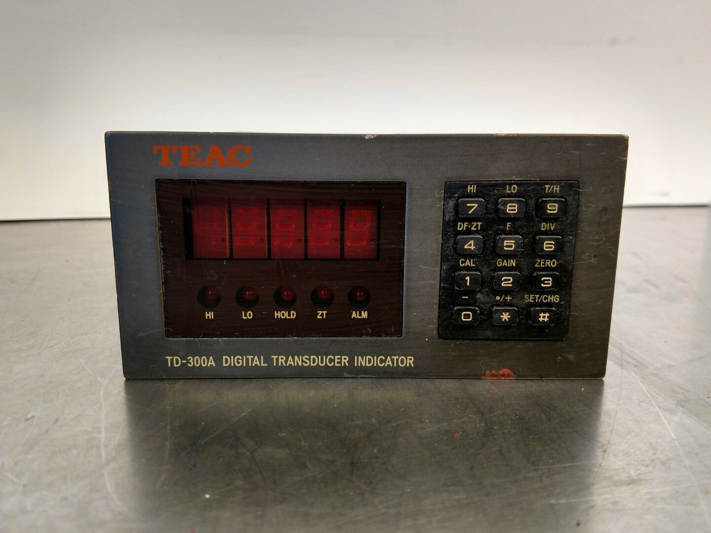 TEAC TD-300A DIGITAL TRANSDUCER INDICATOR TD300A AC100V 3 INPUTS BIN#5