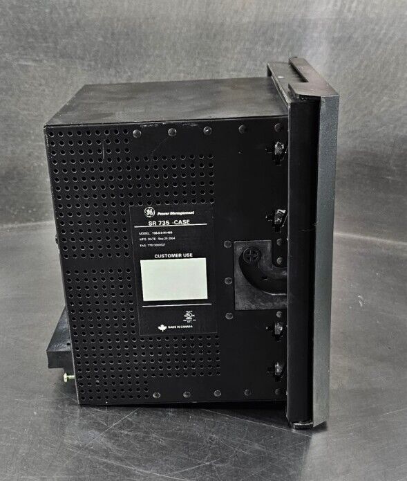 GE SR735 Feeder Protection Relay 735-5-5-HI-485.                           Loc4B