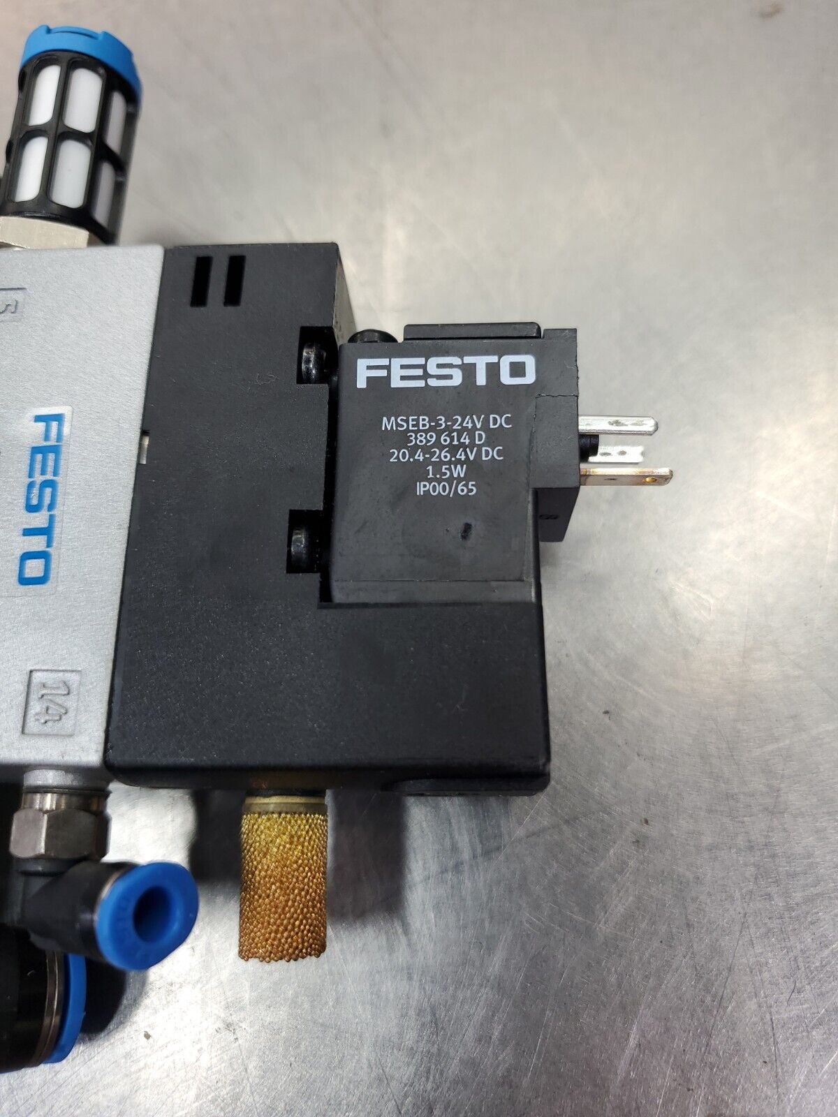 FESTO CPE18-M1H-5LS-1/4  163146  Solenoid Valve w/Festo U-1/8 2307 Filter.  4C-3