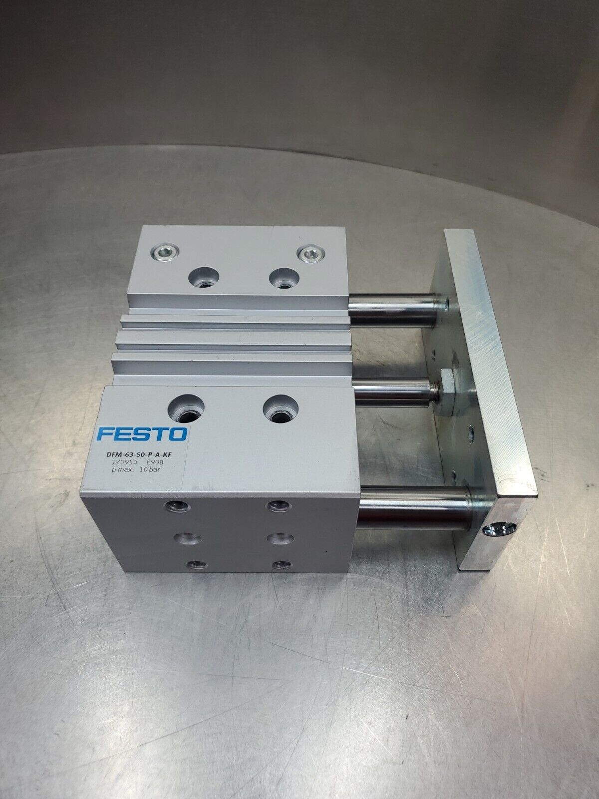 Festo DFM-63-50-P-A-KF (170954) p max 10bar Pneumatic Manifold.               6D