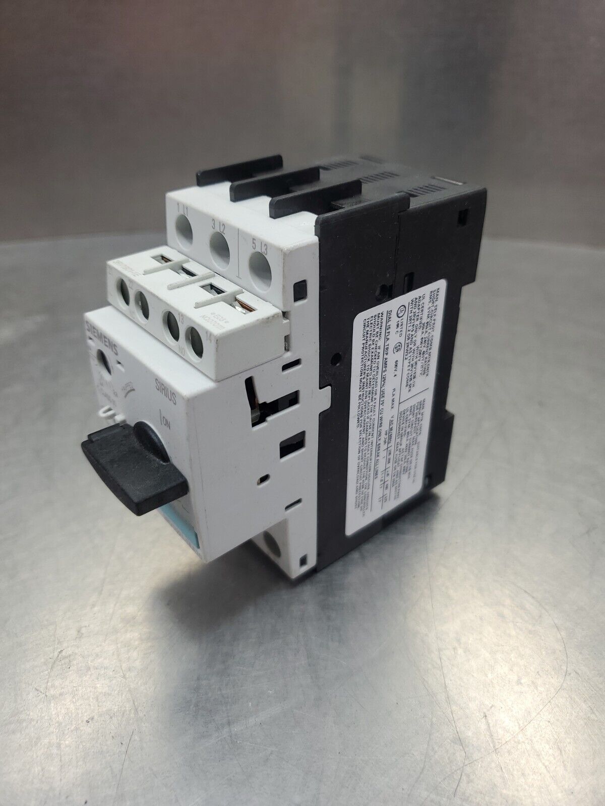 SIEMENS 3RV1021-1EA10 Motor Protection Circuit Breaker.                     4C-1