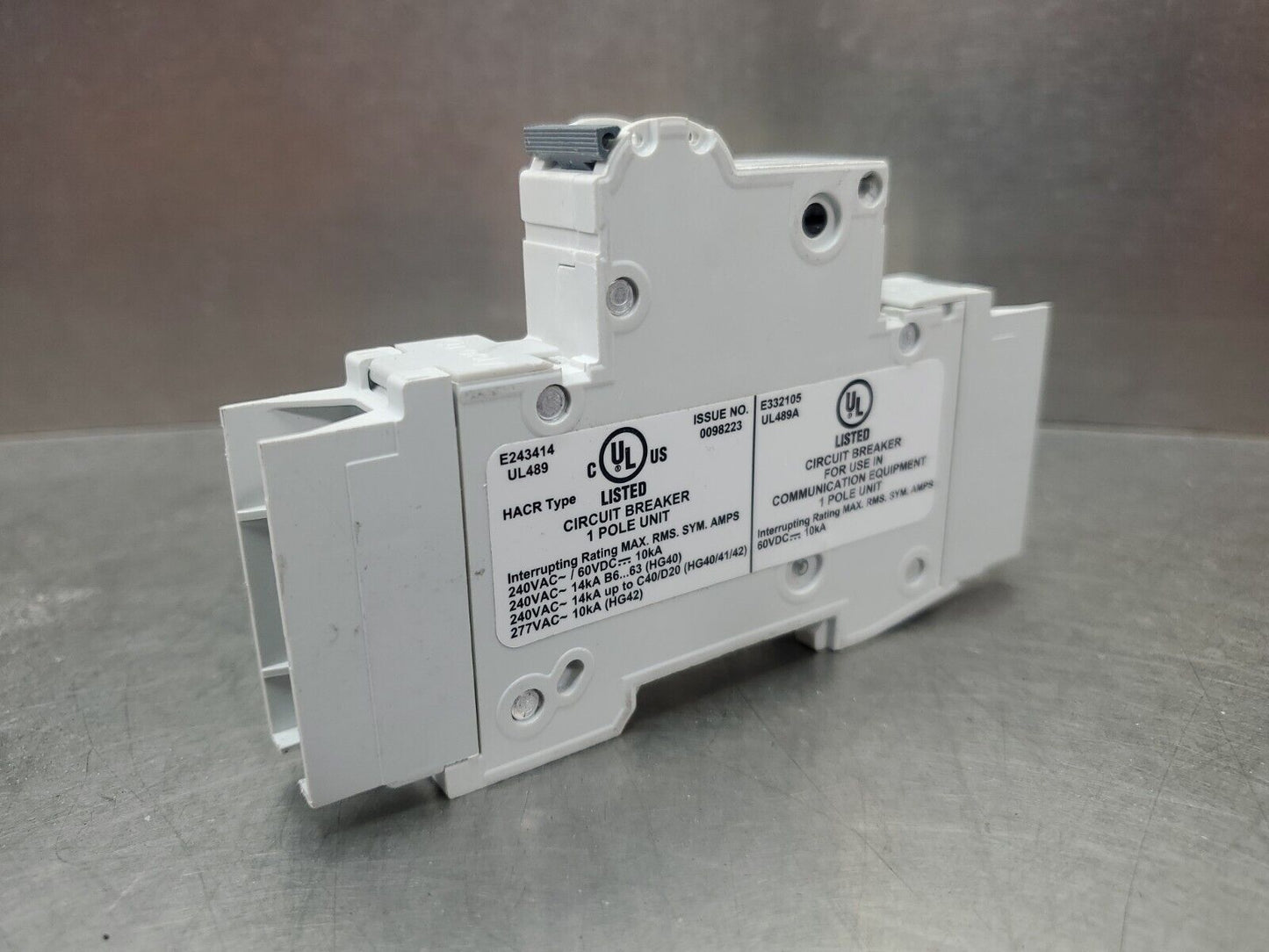 SIEMENS 5SJ4110-7HG42 10A Circuit Breaker.                                  4C-1