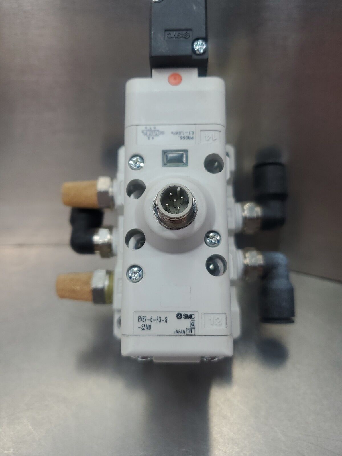 SMC EVS7-6-FG-3ZM0 Single Solenoid ISO Valve (Press. 0.1~1.0MPa)           6D-10