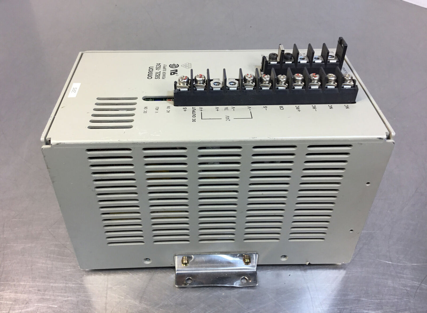 Omron Power Supply S82L-1524   100-120/200-240 VAC 24 VDC   4B