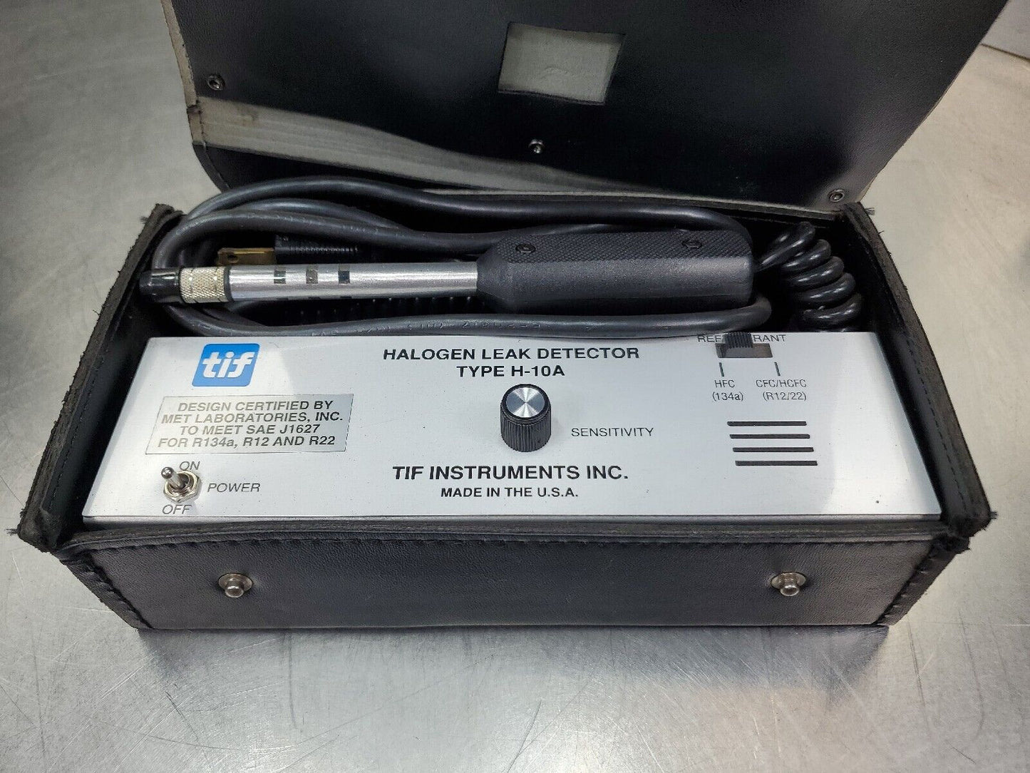 TIF INSTRUMENTS TYPE H-10A HALOGEN LEAK DETECTOR.                          6E-19