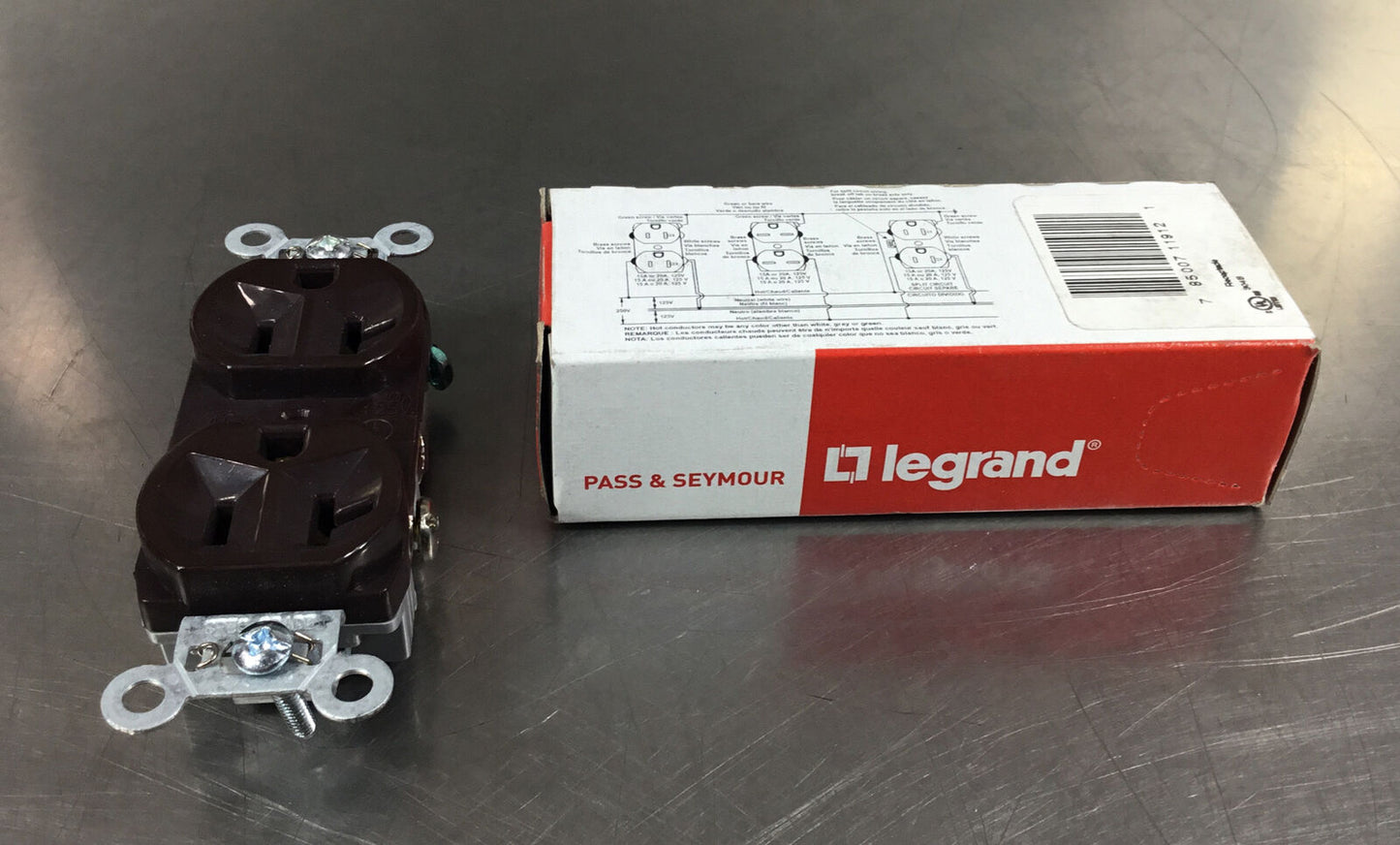 LEGRAND  CR20  Duplex Receptacle 20A 126V Brown Commercial Grade     4H