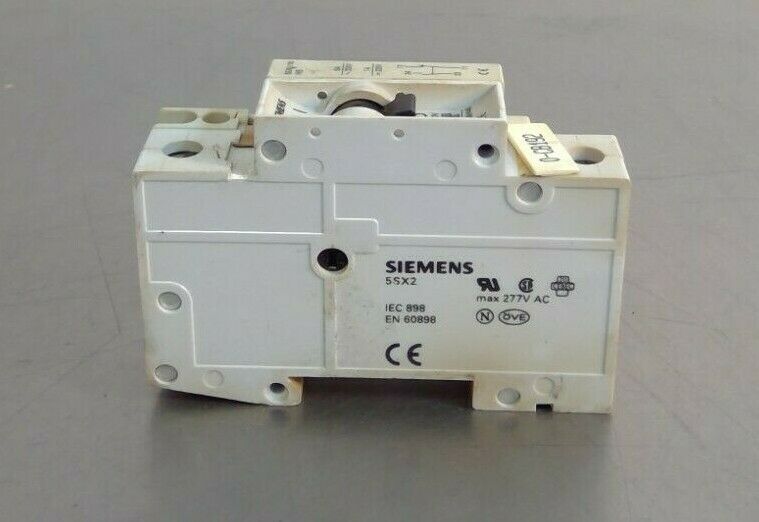 Siemens - 5SX21 B16 - Circuit Breaker w/ 5SX9100 HS                           4G