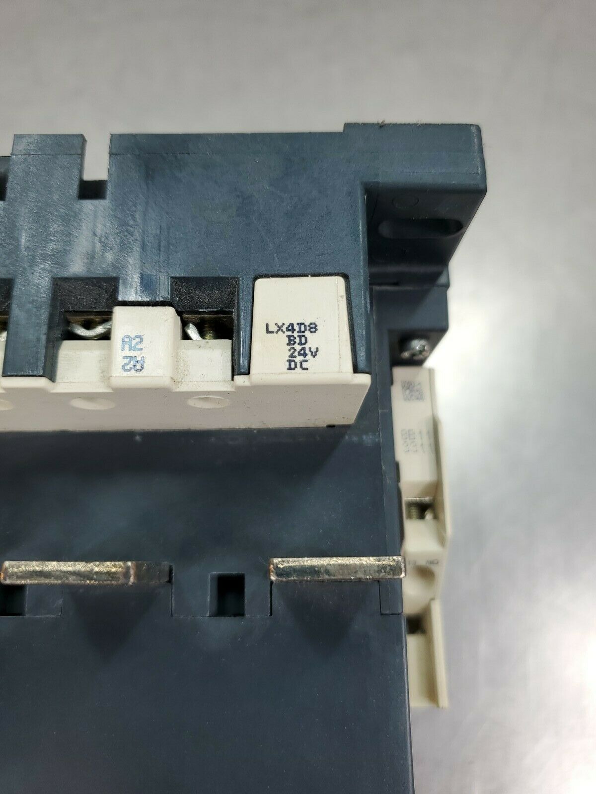 SCHNEIDER ELECTRIC LC1D115 Telemecanique CONTACTOR LX4D8BD24VDC COIL.         4F