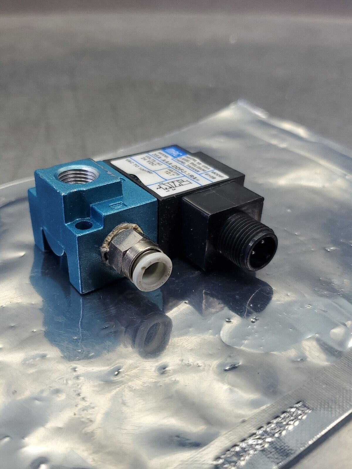 MAC 35A-AAA-DDFJ-1RA 3-Port Electronic Control Solenoid Valve.             6E-11