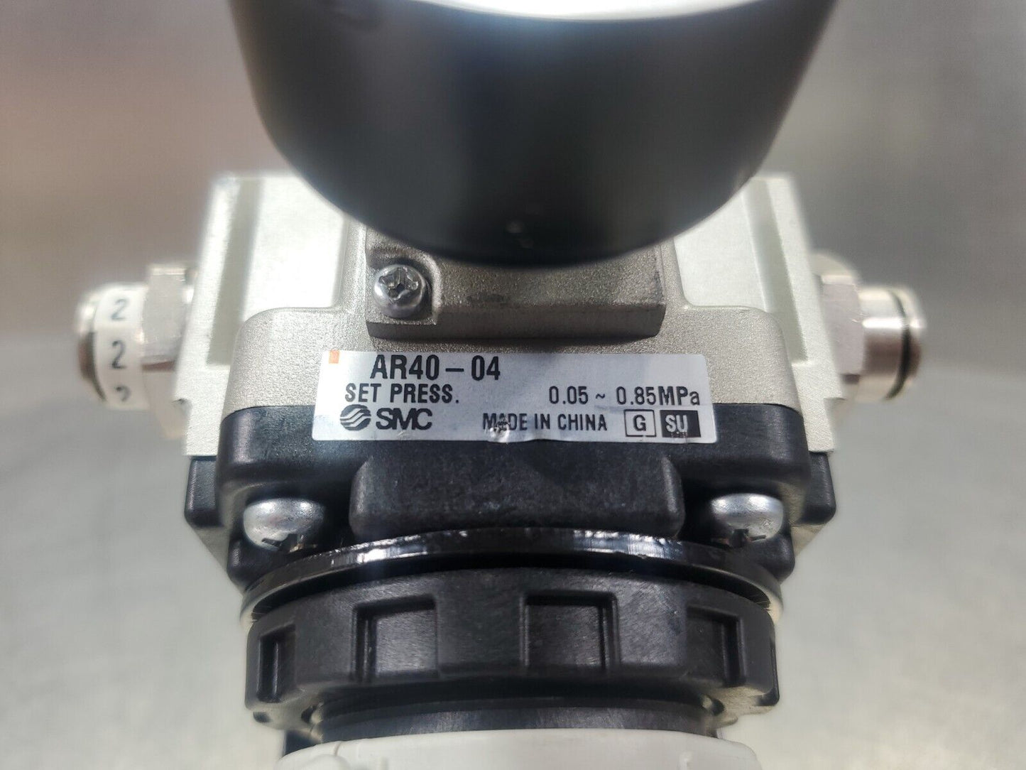 SMC AR40-04 (Set Press. 0.05~0.85MPa) Valve Module.                        6D-13