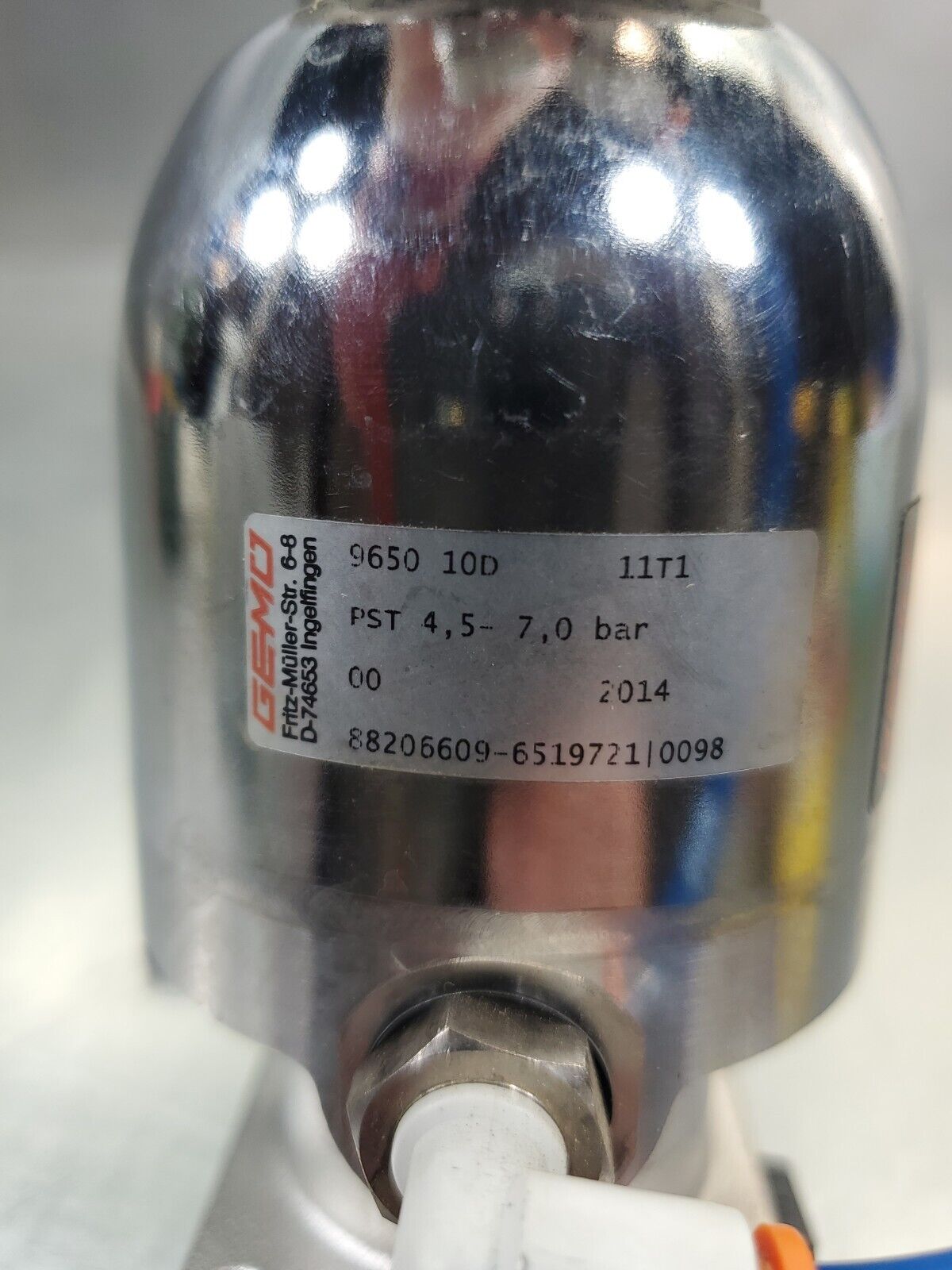 GEMU CO81487 4.5-7.0 bar Pressure Switch Valve.                               6E