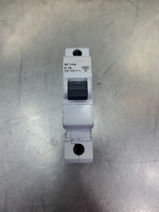 CUTLER-HAMMER MC 116A C16 230/400VAC Motor Circuit Breaker.                   4G