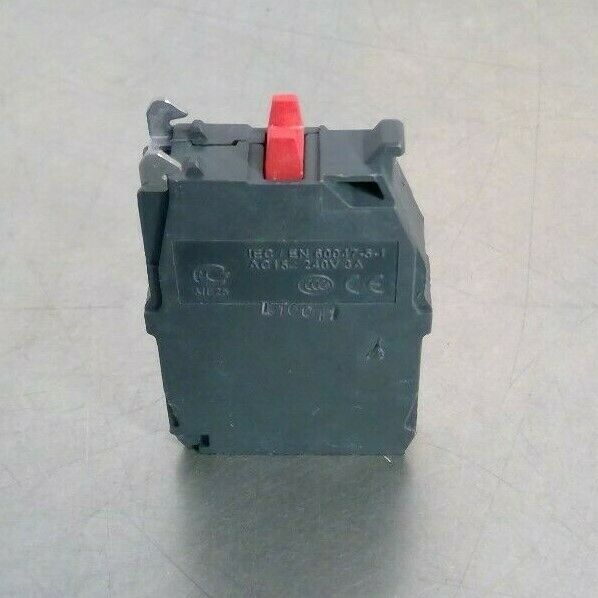 Telemecanique ZBE-204 Contact Block                                           4D