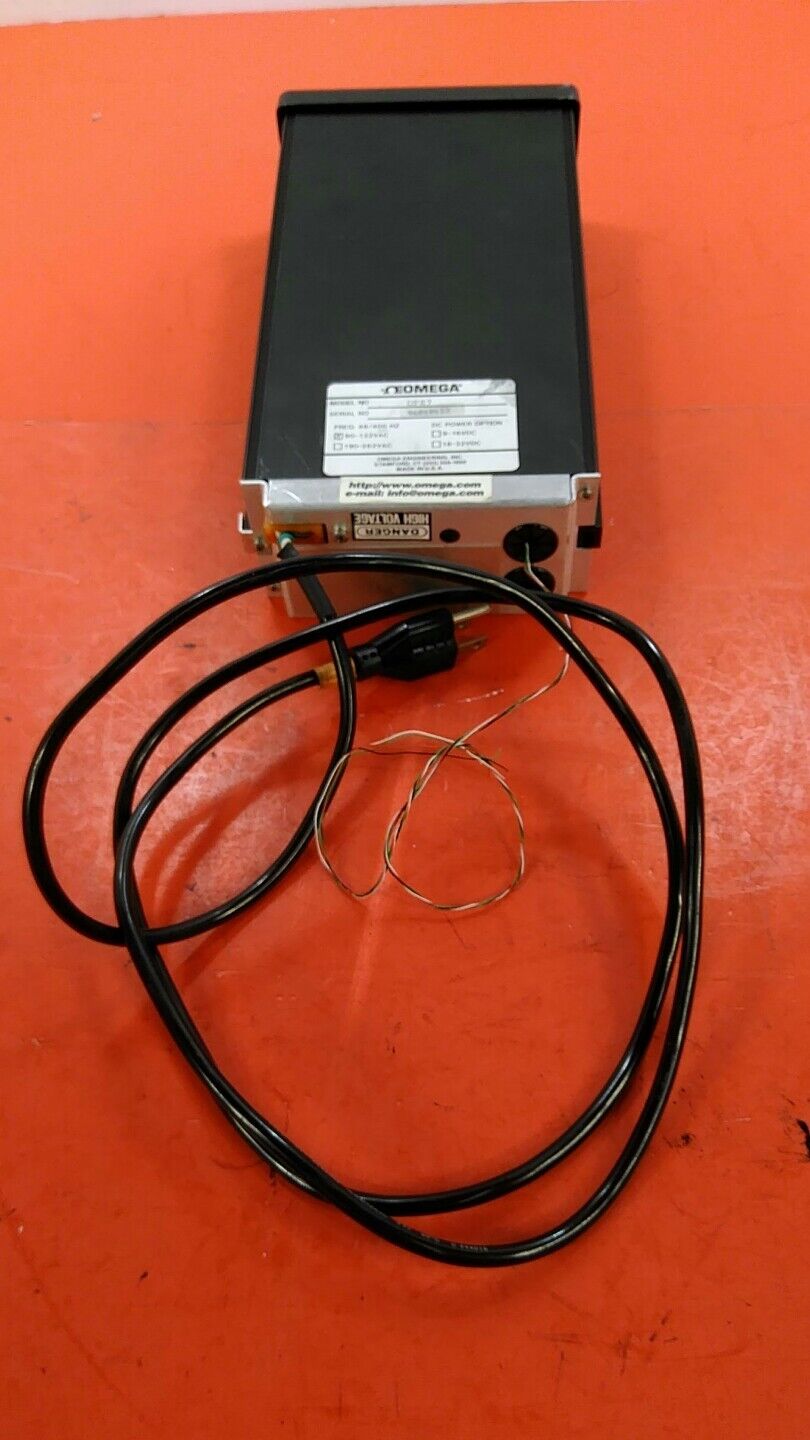 OMEGA DIGITAL STRAIN GAGE INDICATOR DP80 SERIES DP87  90-132VAC.      6E