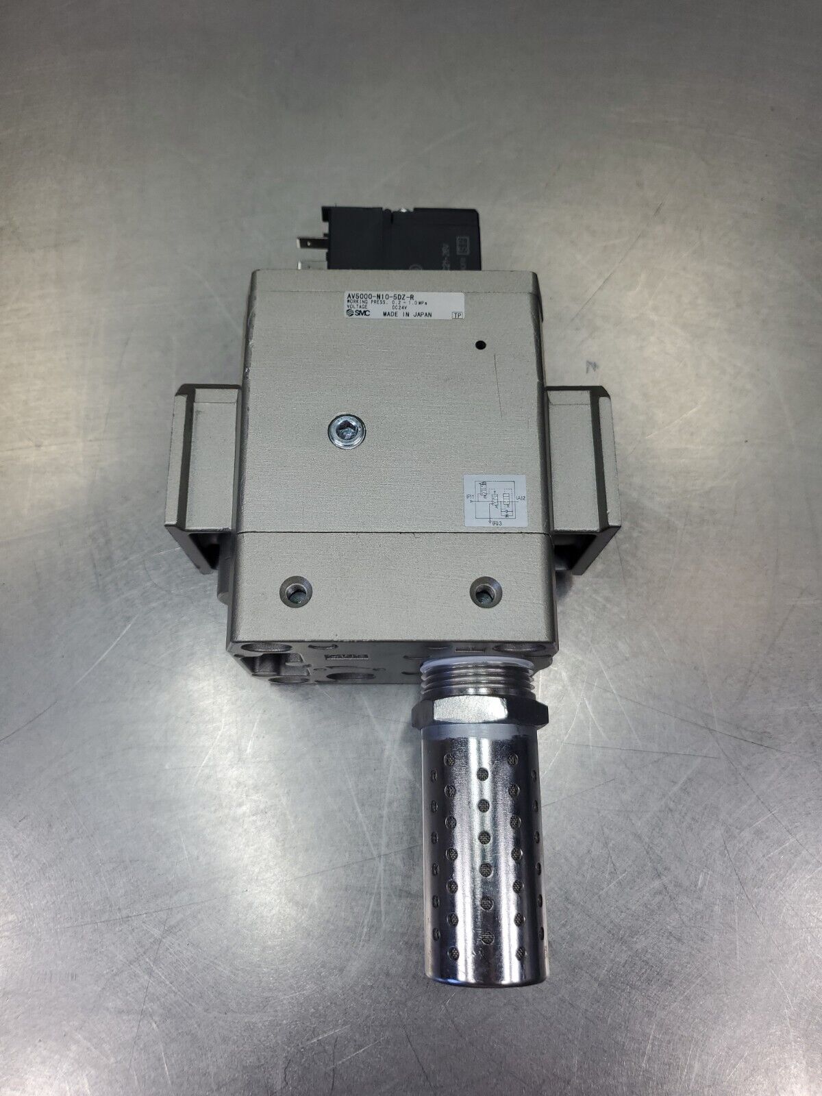 SMC AV5000-N10-5DZ-R 0.2-1.0 MPa 24VDC Electronic Valve.                      6E