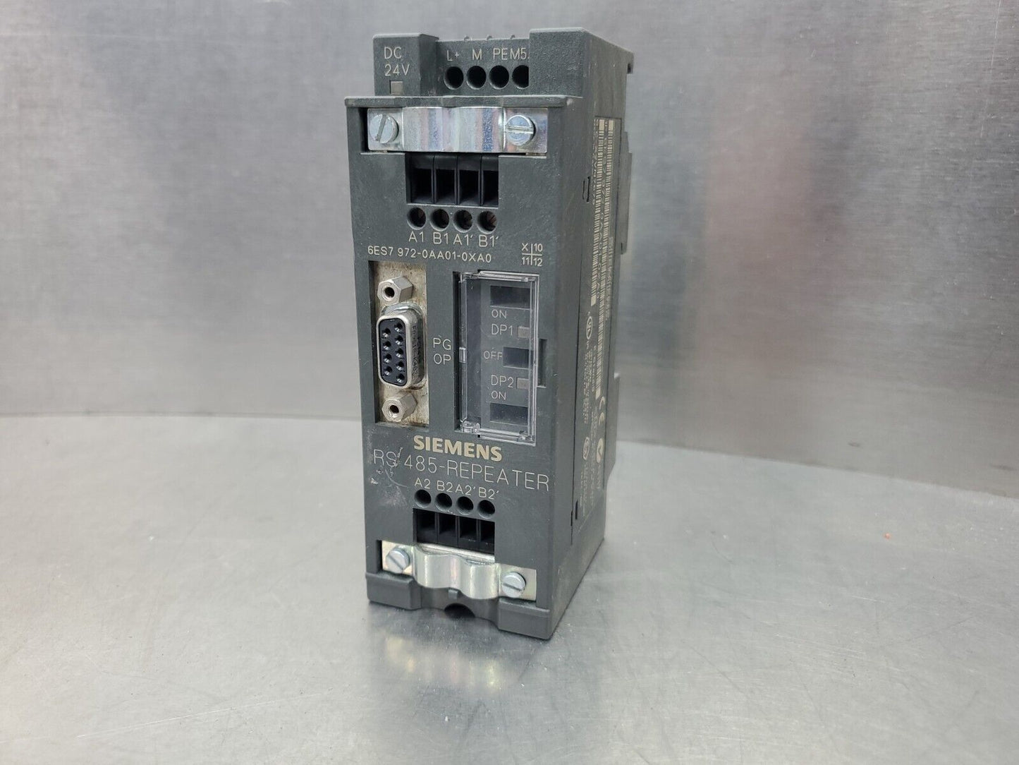 SIEMENS 6ES7 972-0AA01-0XA0 SIMATIC RS-485 REPEATER MODULE.                3D-27