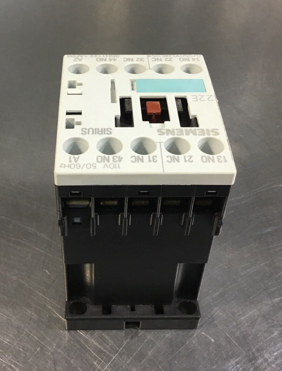 Siemens  3RH1122-1AF00  Auxiliary Contactor Relay 110V      4G