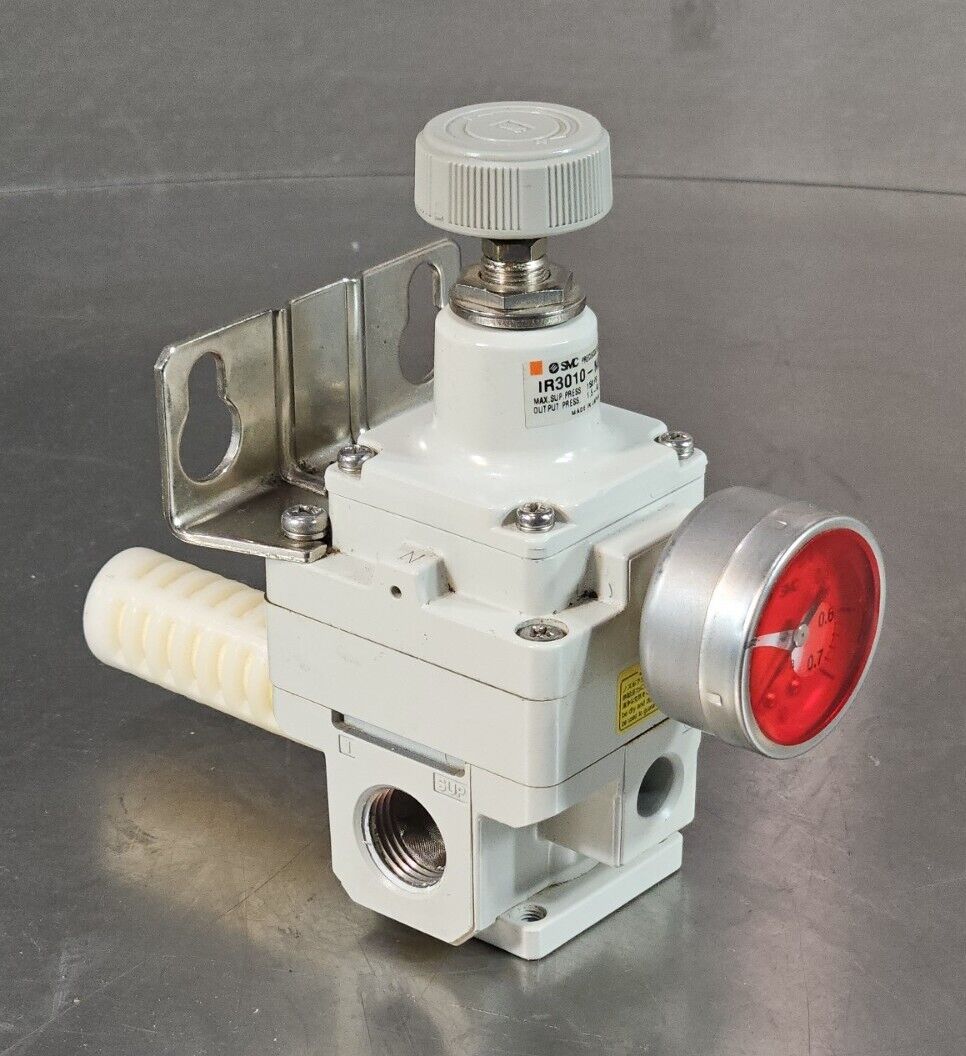 SMC IR3010-N04B Precision Pressure Regulator                               6C-10