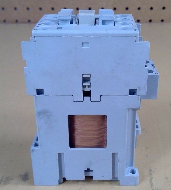 Allen-Bradley 100-C09Z*10 Series A Contactor                                4E-6