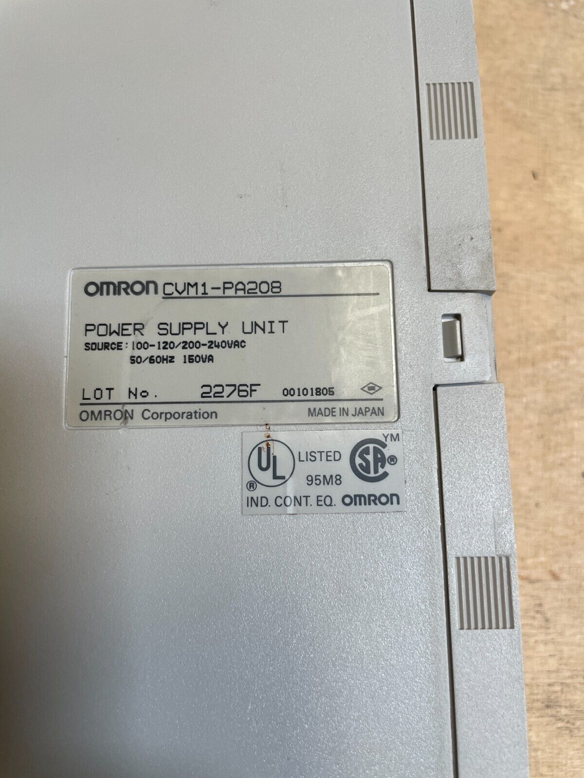 Omron CVM1-PA208 Gray CV500 Series PLC Module Power Supply Unit