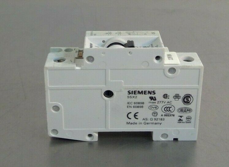 Siemens - 5SX21 C2 - Circuit Breaker w/ 5SX9100 HS                           4G