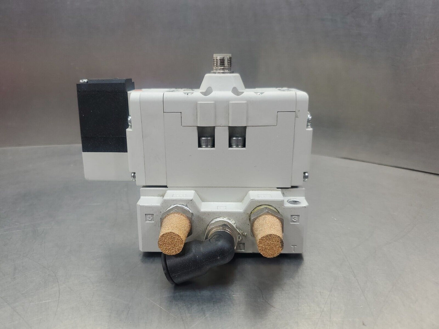 SMC EVS7-6-FG-3ZM0 Single Solenoid ISO Valve (Press. 0.1~1.0MPa)           6D-10