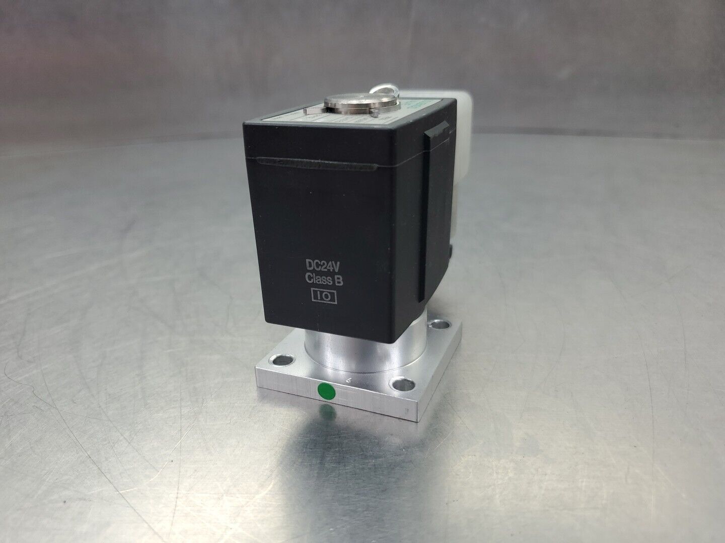 SMC VX2341R 24VDC Solenoid Valve.                                          6D-25