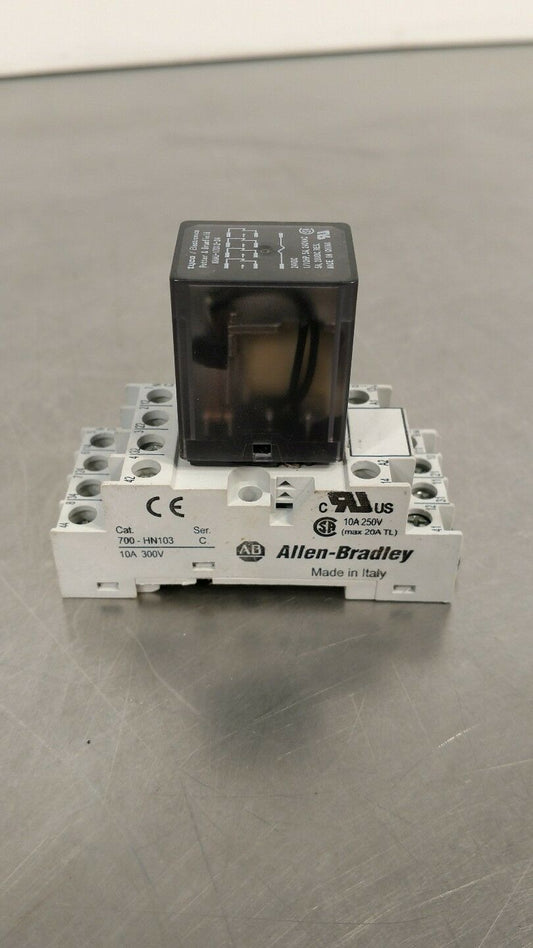 Allen-Bradley KHAU-17D12-24 Relay 120VAC 14-Pin Series D 700-HN103 Base BIN#4