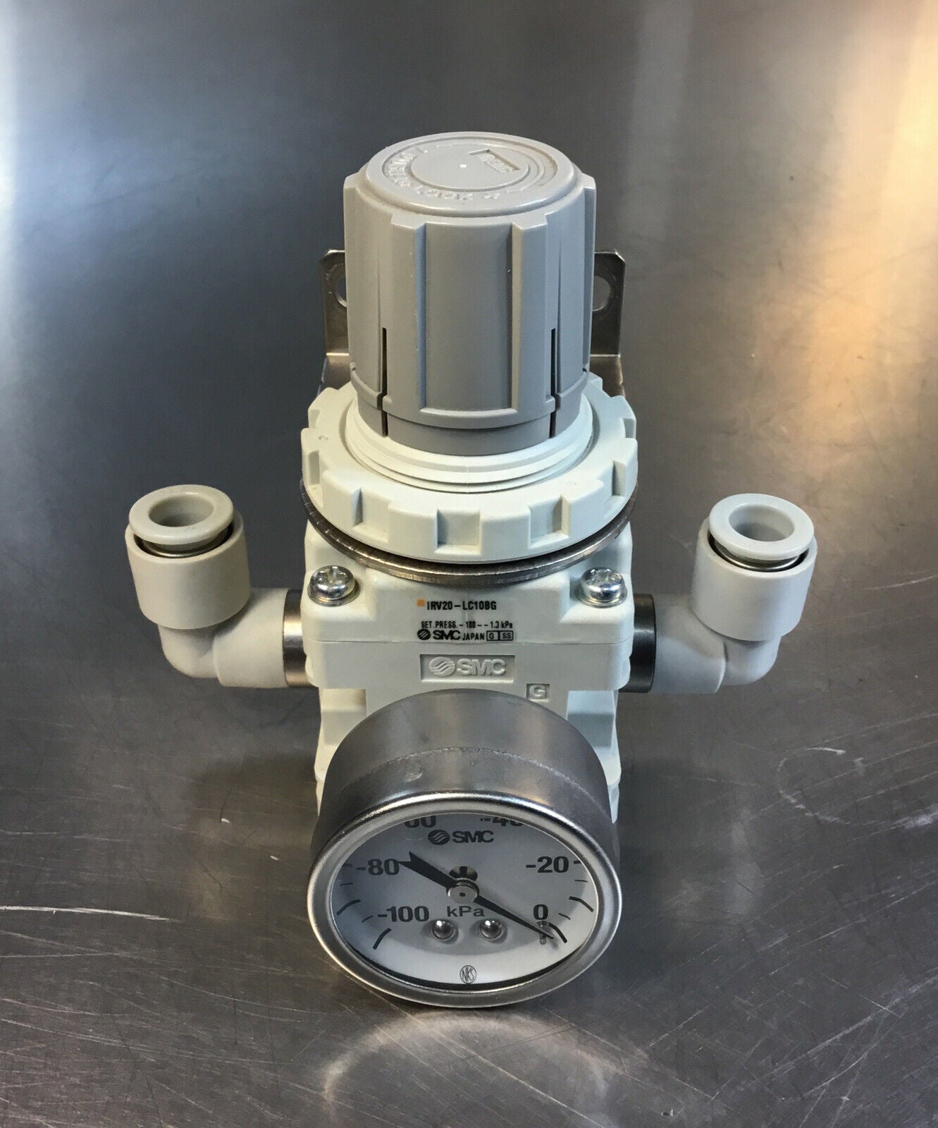 SMC  IRV20-LC10BG  Vacuum Regulator       6B