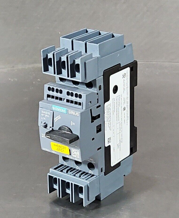 Siemens 3RV2811-1BD10 Circuit Breaker.                                  4E-21