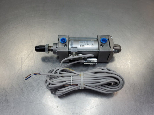 SMC MDBC40-40Z-A54Z Pneumatic Cylinder w/2-SMC D-A54 Reed Switches.        6B-12