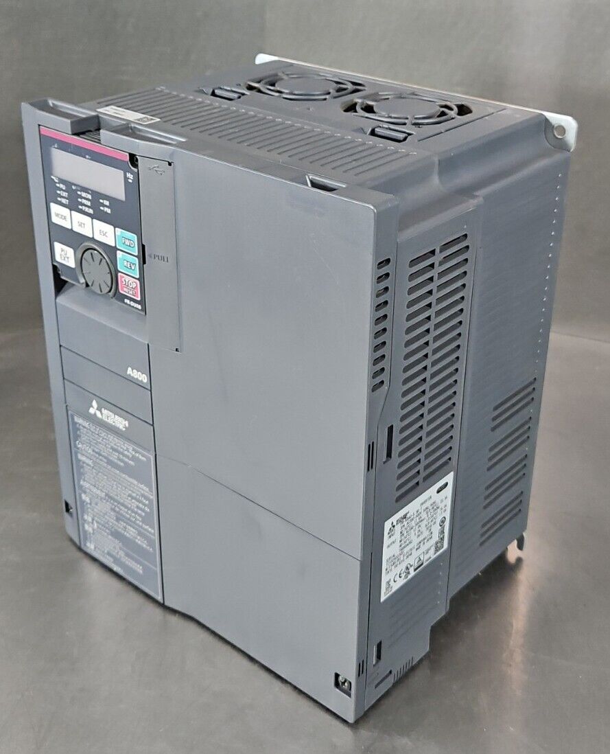 Mitsubishi FR-A840-5.5K-1 Variable Frequency Drive.            Loc 1C-1 / 3-H