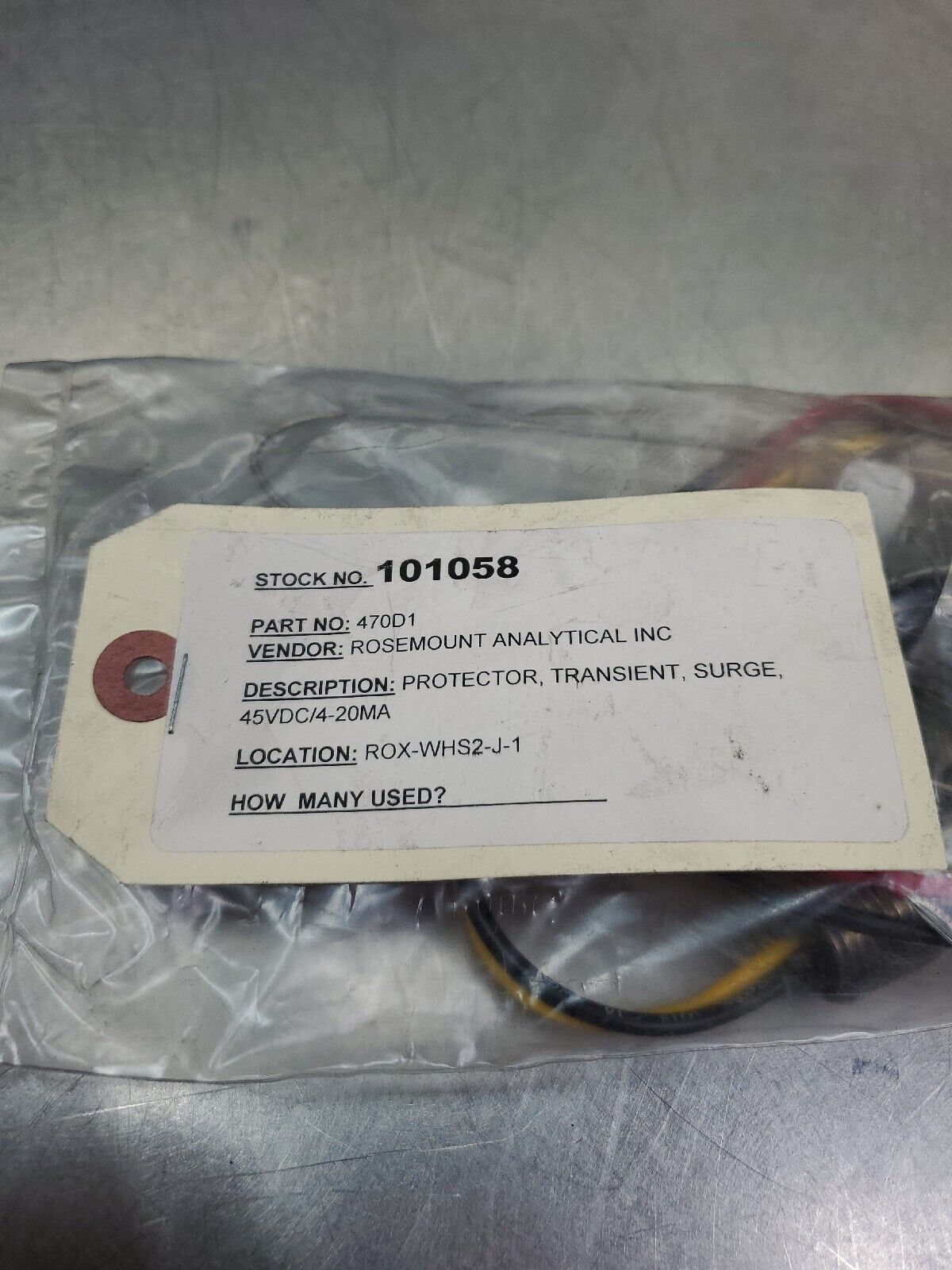 Rosemount Analytical Inc. 470D1 45VDC/4-20MA Transient Surge Protector.    6E-18