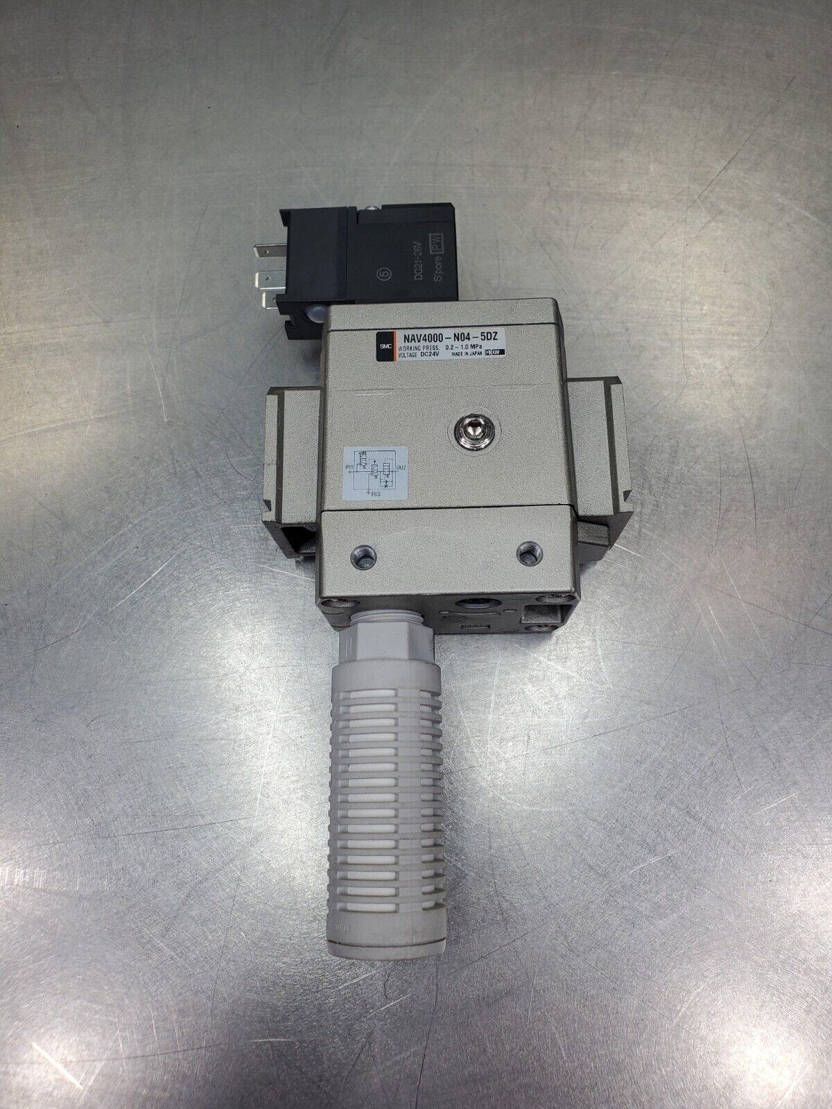 SMC NAV4000-N04-5DZ Pneumatic Soft Start Valve.                               6E