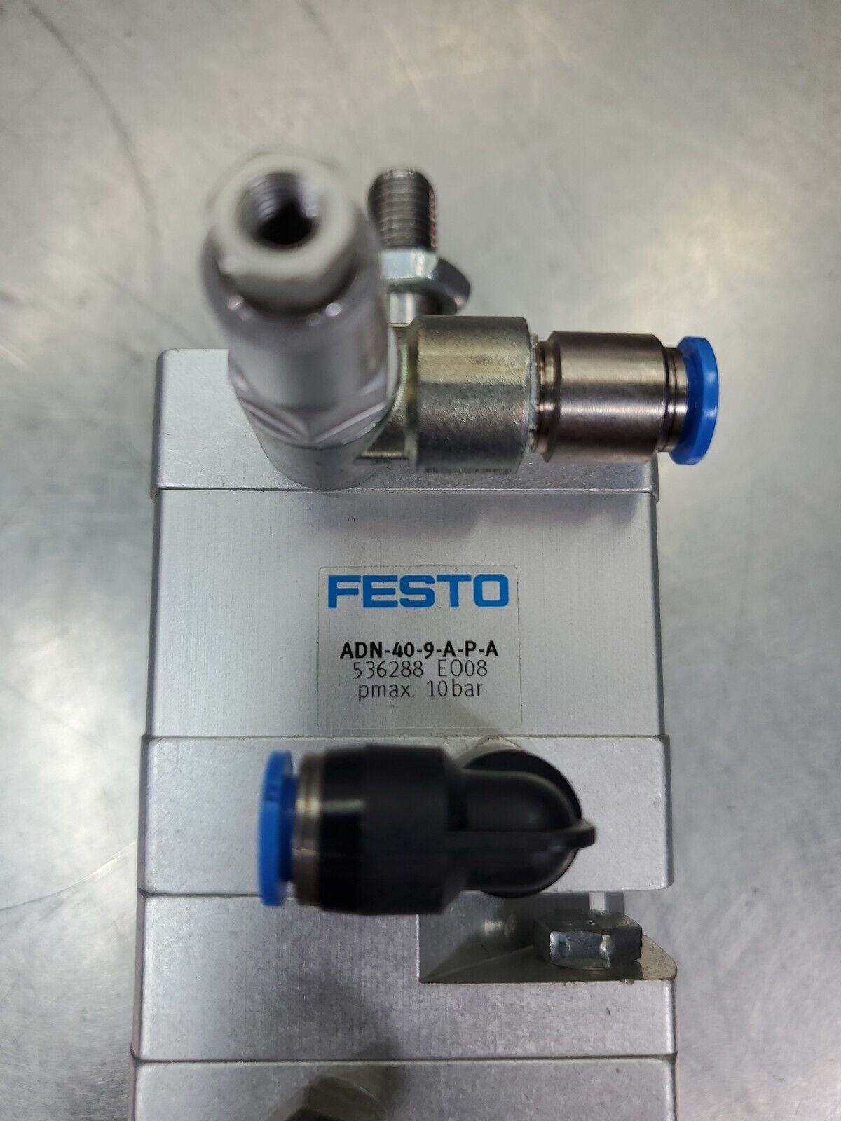 Festo ADN-40-11-I-P-A (536288) 10-Bar Compact Pneumatic Cylinder.           4C-3