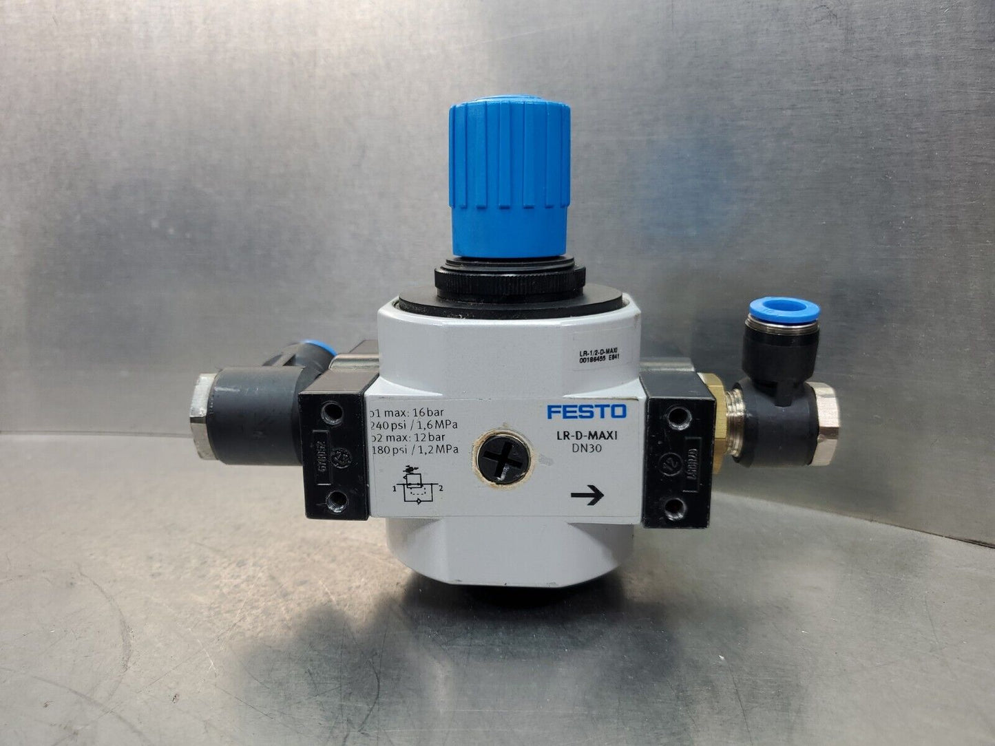 FESTO LR-1/2-D-MAXI 00186455 240PSI LR-D-MAXI DN 30 Control Valve.         6D-11