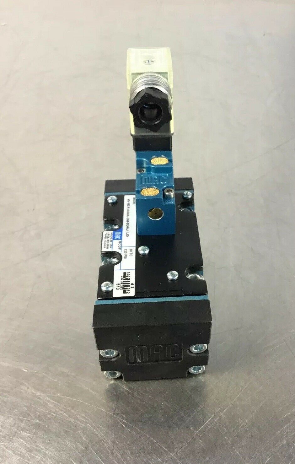 MAC MV-B2A-AAAA-DM-DDAJ-1JD w/ DMB-DDAJ-1JD Pneumatic Valve  Loc.6C