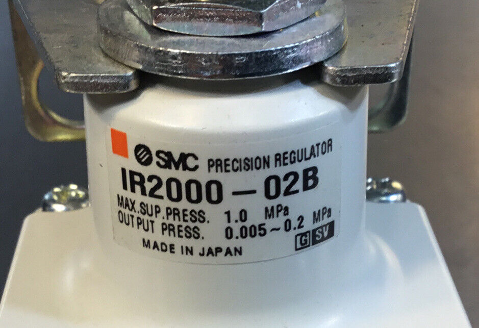 SMC  IR2000-02B  Pneumatic Regulator       6B