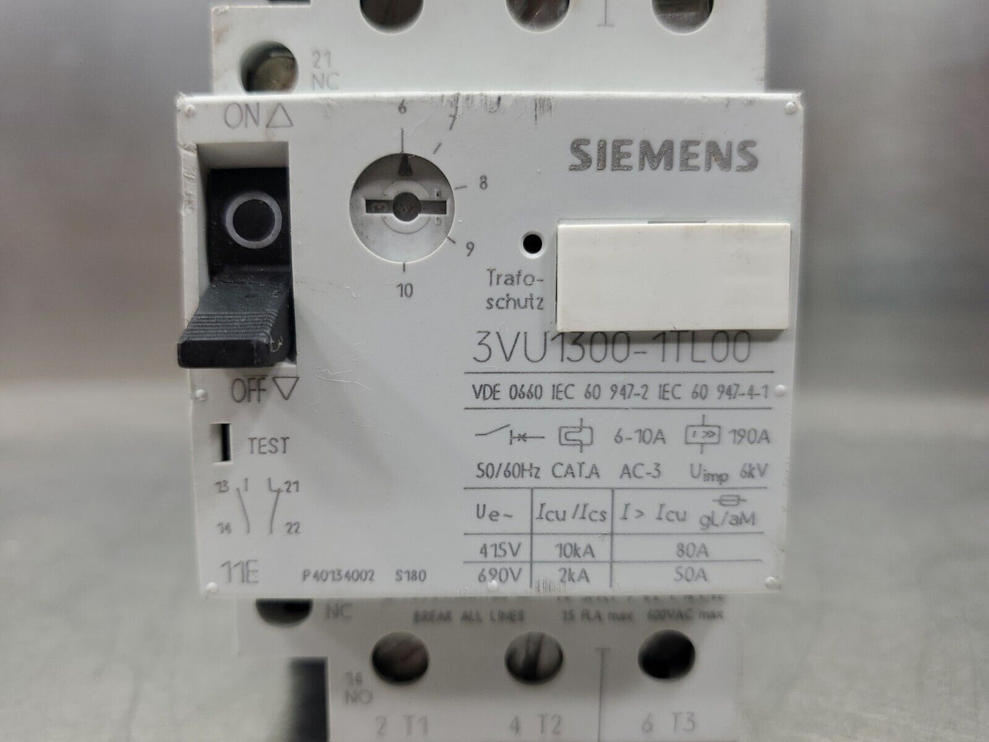 SIEMENS 3VU1300-1TL00 6-10A MOTOR PROTECTOR STARTER.                       4E-11