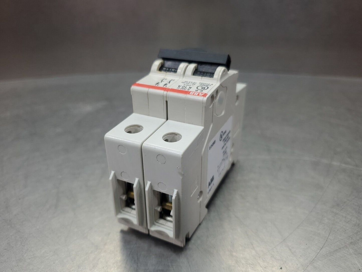 ABB S202 U K 10A 240V 2Pole Circuit Breaker.                                4C-1