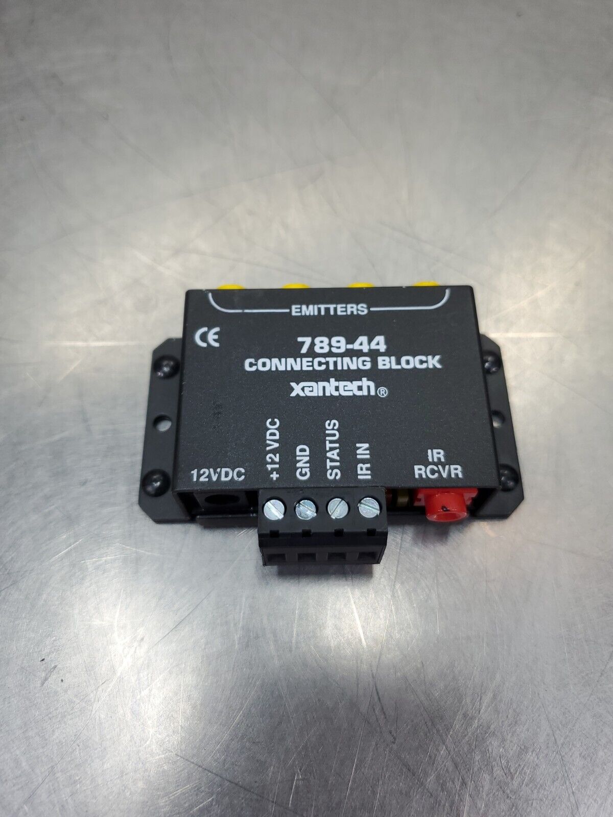 Xantech 789-44 Connecting Block 4-Channel Emmitter Module.           3D-3