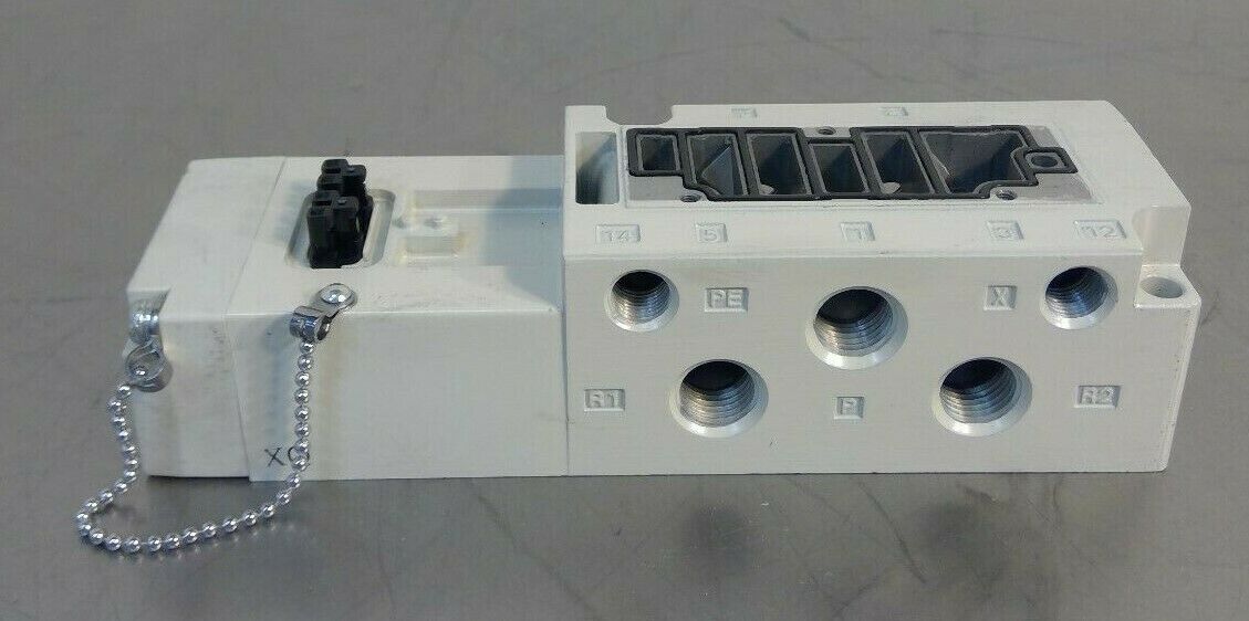 SMC VQ4201-51-02-X90 Pneumatic Valve                                          5D