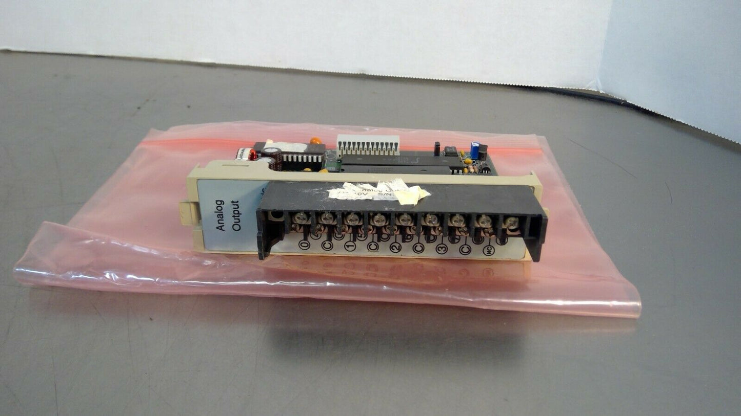 Horner Electric - Analog Output Module - HE-45C-AQ12                       3D-20