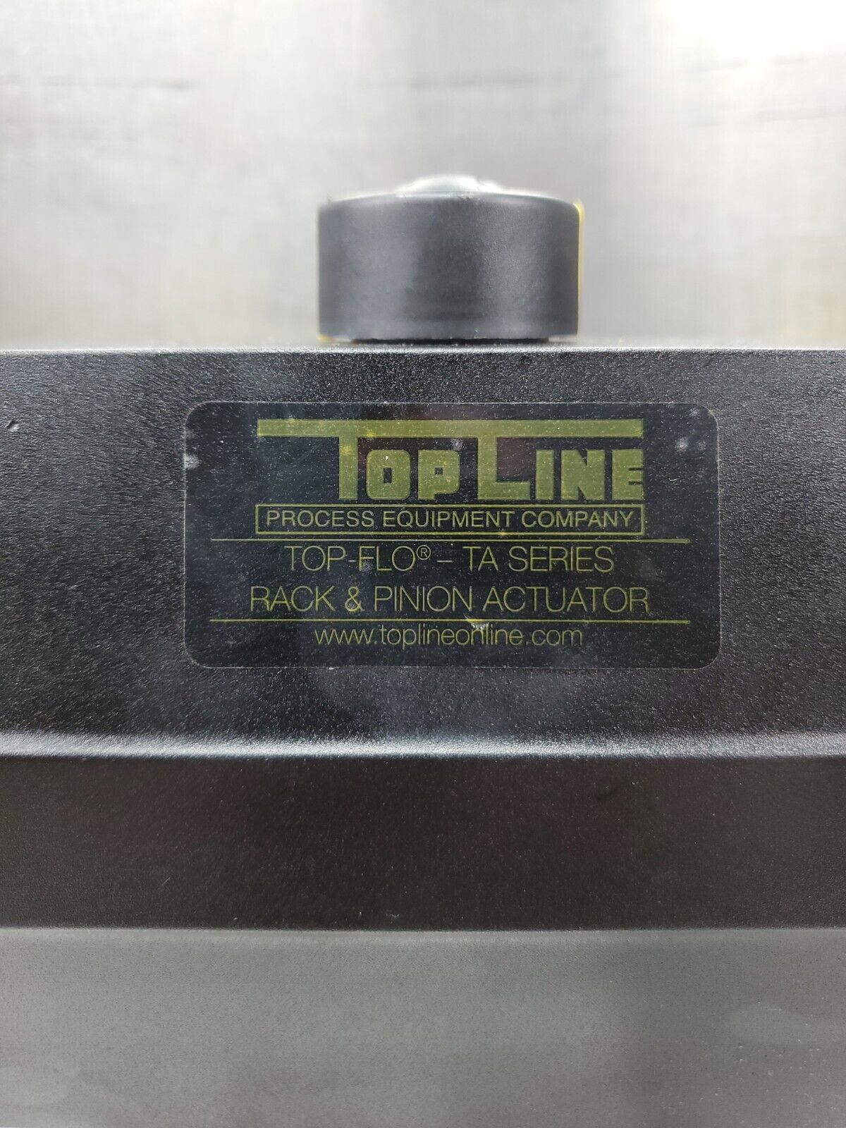 TopLine Top-Flo TA Series Pneumatic Rack & Pinion Actuator.                6E-20