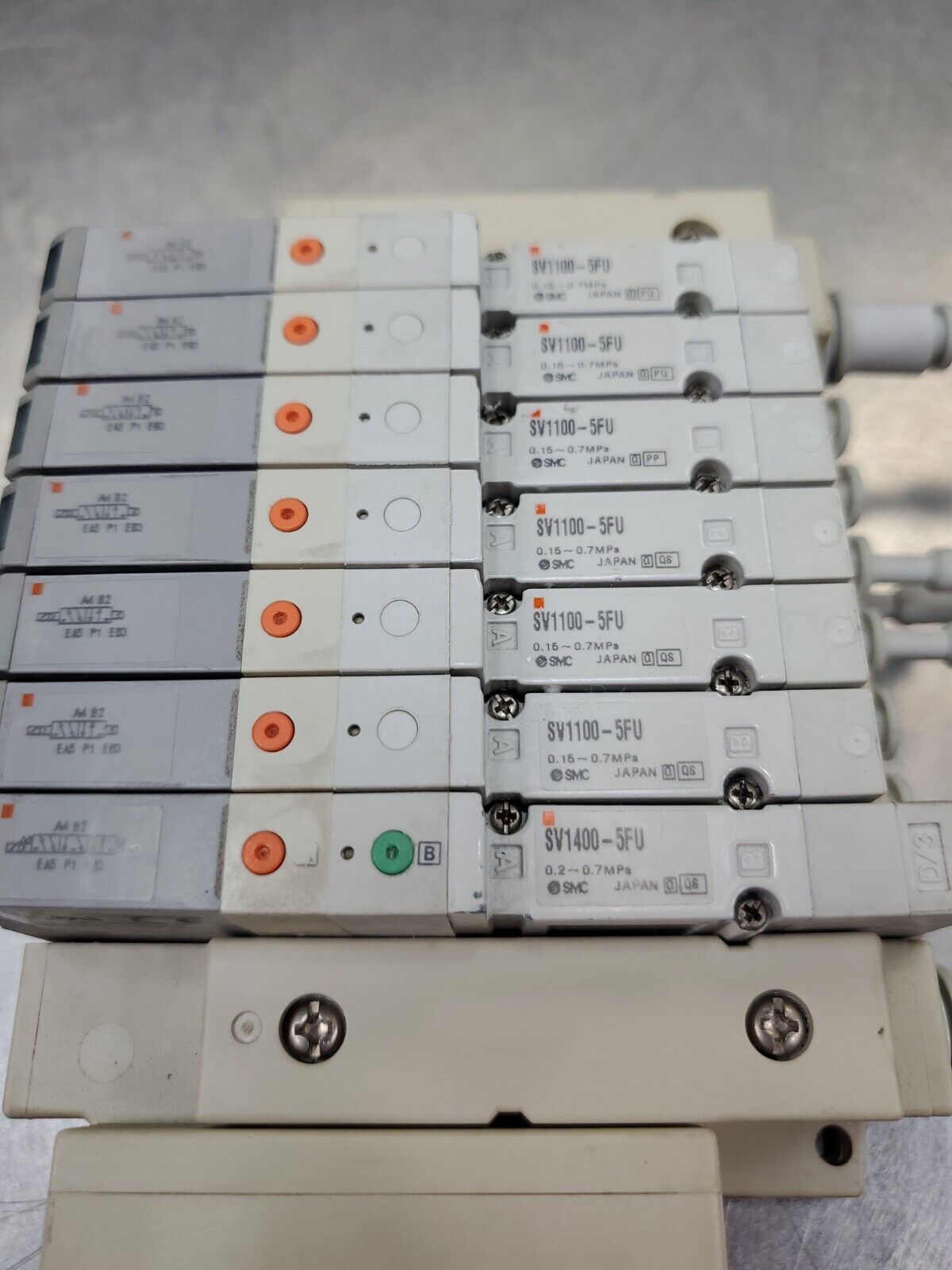 SMC SV1400-5FU 7-Module 24VDC Valve Manifold.                                 6E