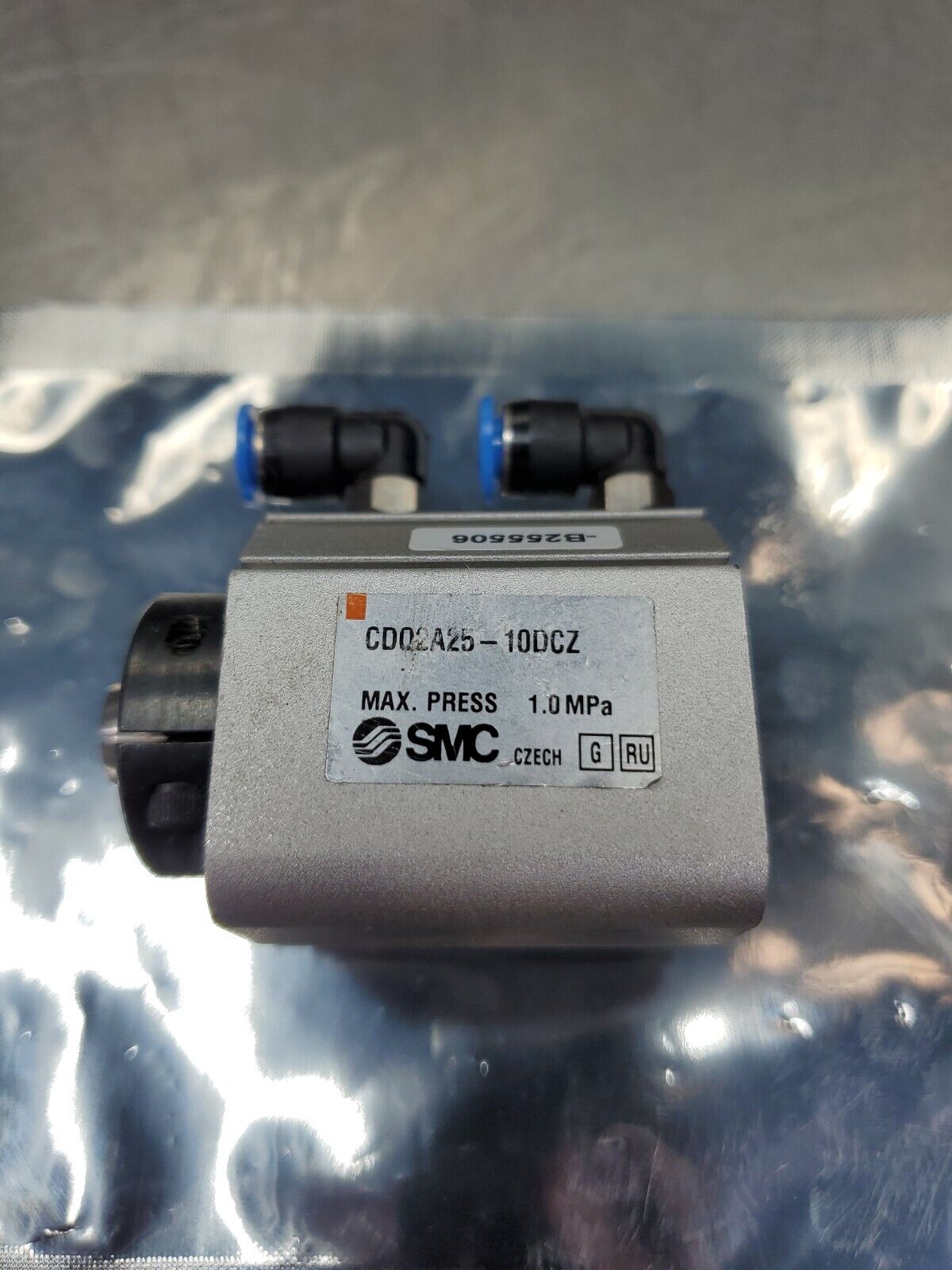 SMC CDQ2A25-10DCZ 1.0MPa MAX Pressure Regulator.                            6D-1